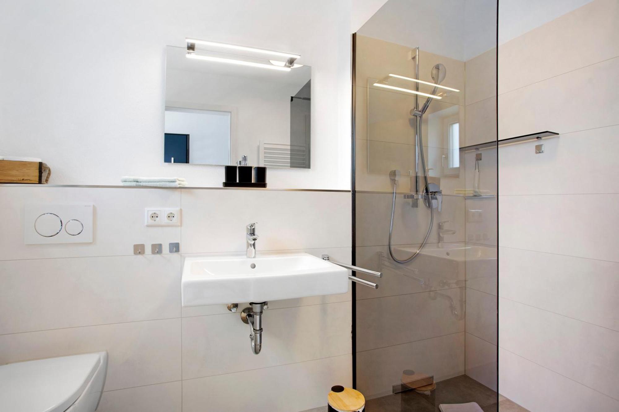 Design Ferienwohnung Am Chiemsee Breitbrunn am Chiemsee Exterior foto